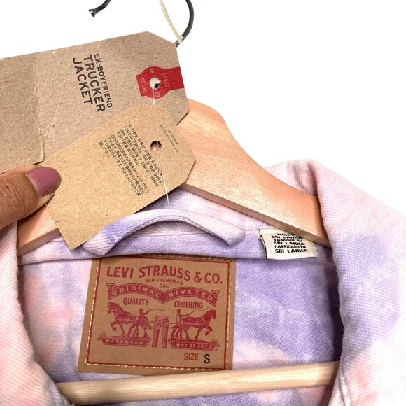 Levi’s Ex-boyfriend Trucker Pink/Purple Tie Dye Women’s S Jacket Size Small NWT - Picture 13 of 13